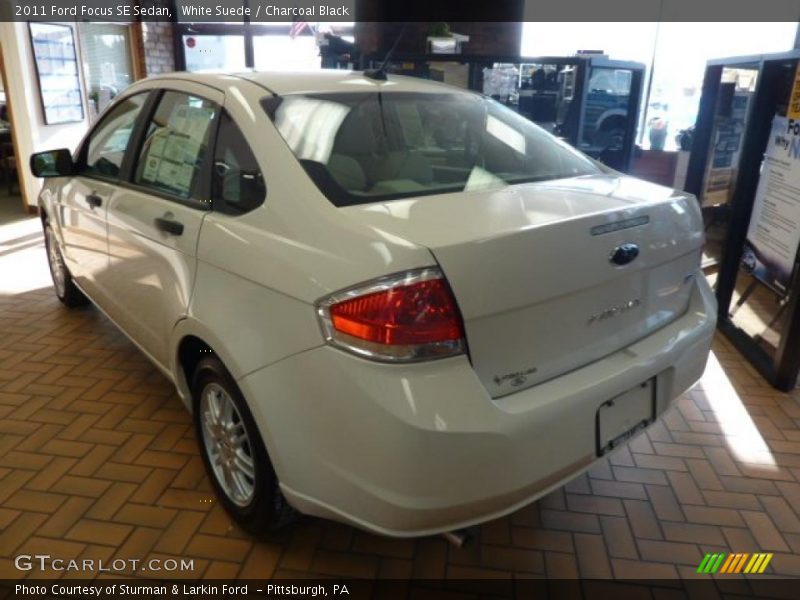 White Suede / Charcoal Black 2011 Ford Focus SE Sedan