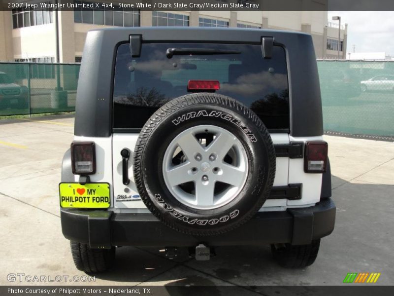 Stone White / Dark Slate Gray/Medium Slate Gray 2007 Jeep Wrangler Unlimited X 4x4