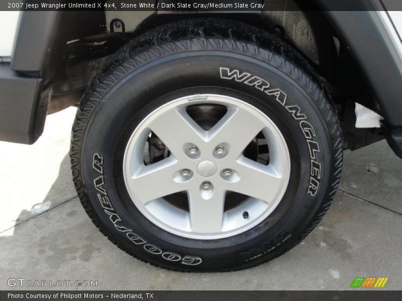 Stone White / Dark Slate Gray/Medium Slate Gray 2007 Jeep Wrangler Unlimited X 4x4