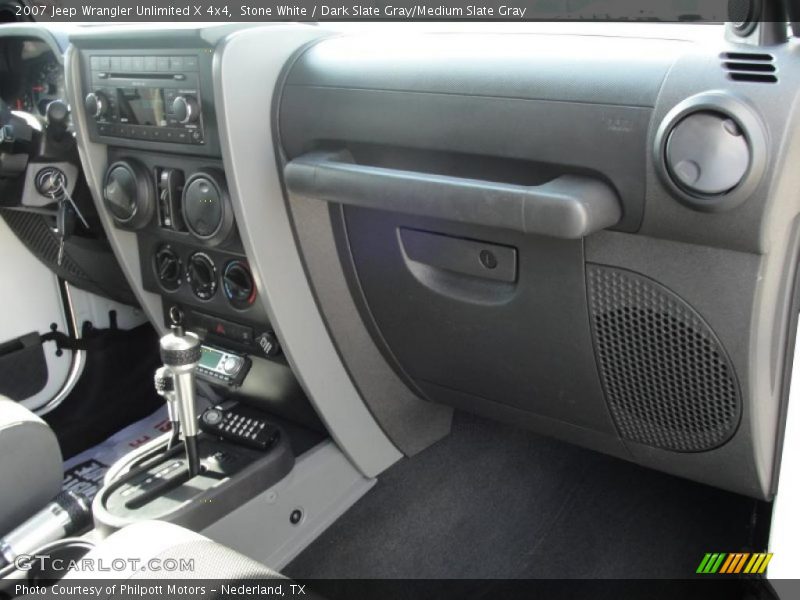 Stone White / Dark Slate Gray/Medium Slate Gray 2007 Jeep Wrangler Unlimited X 4x4