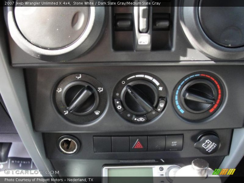 Stone White / Dark Slate Gray/Medium Slate Gray 2007 Jeep Wrangler Unlimited X 4x4