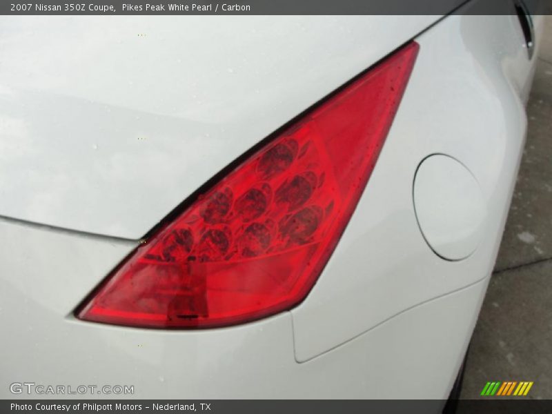 Pikes Peak White Pearl / Carbon 2007 Nissan 350Z Coupe