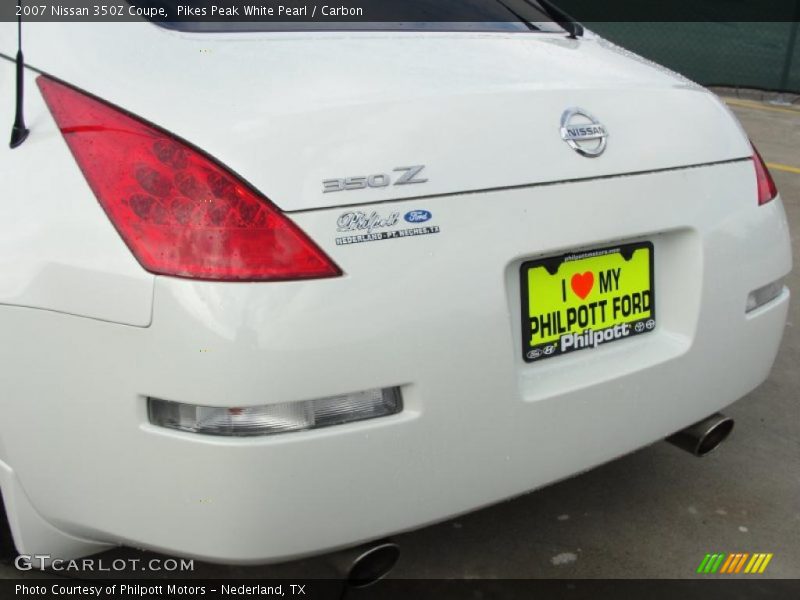 Pikes Peak White Pearl / Carbon 2007 Nissan 350Z Coupe