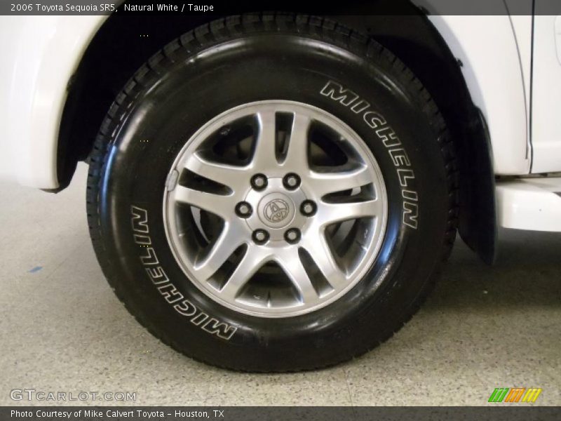 Natural White / Taupe 2006 Toyota Sequoia SR5