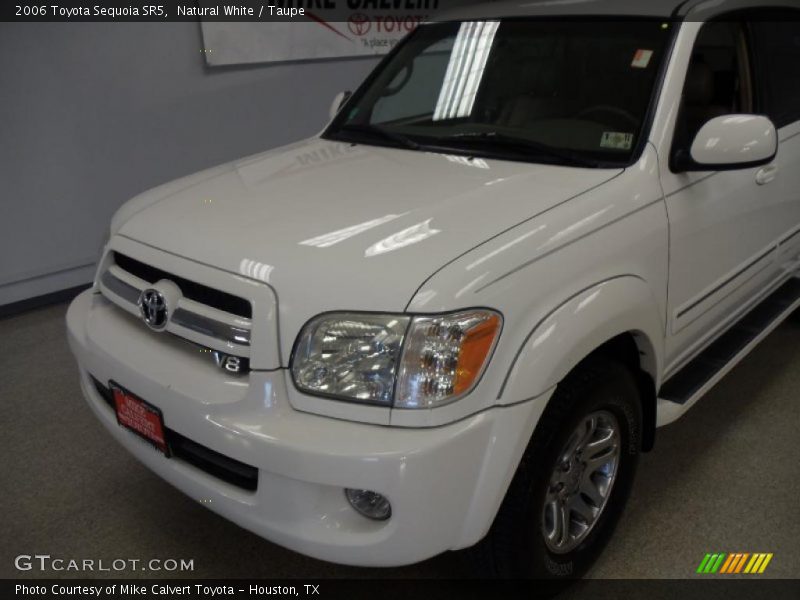 Natural White / Taupe 2006 Toyota Sequoia SR5