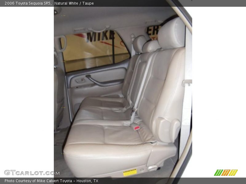 Natural White / Taupe 2006 Toyota Sequoia SR5