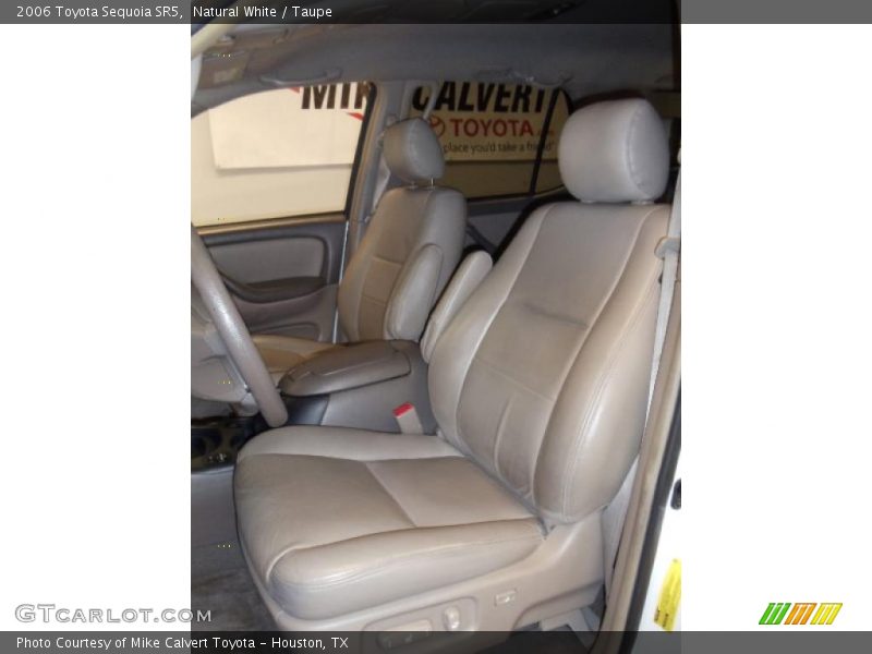 Natural White / Taupe 2006 Toyota Sequoia SR5