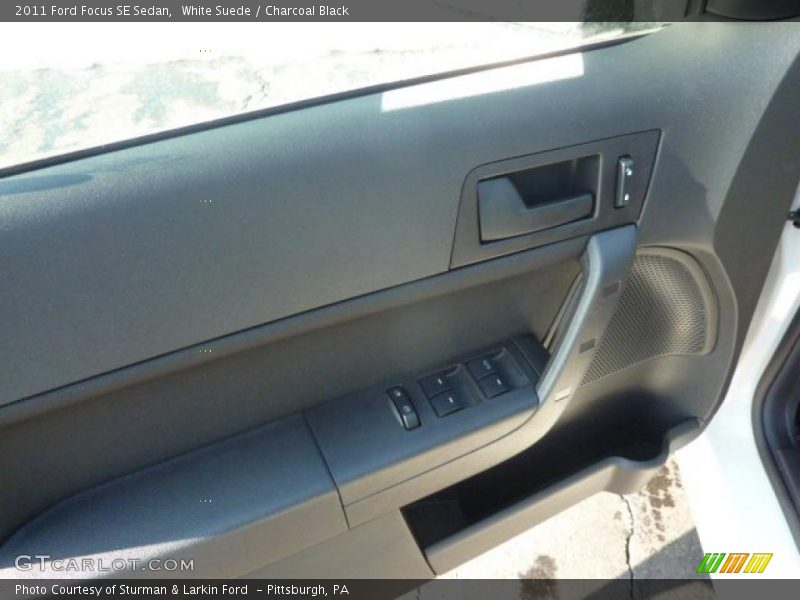 White Suede / Charcoal Black 2011 Ford Focus SE Sedan