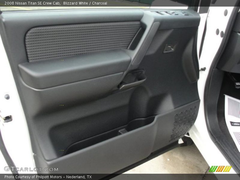 Blizzard White / Charcoal 2008 Nissan Titan SE Crew Cab