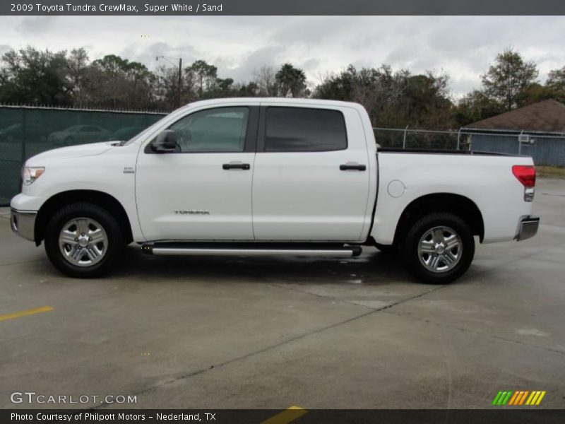 Super White / Sand 2009 Toyota Tundra CrewMax