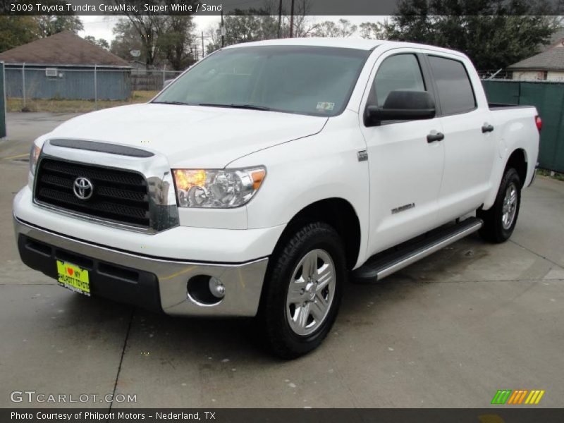 Super White / Sand 2009 Toyota Tundra CrewMax