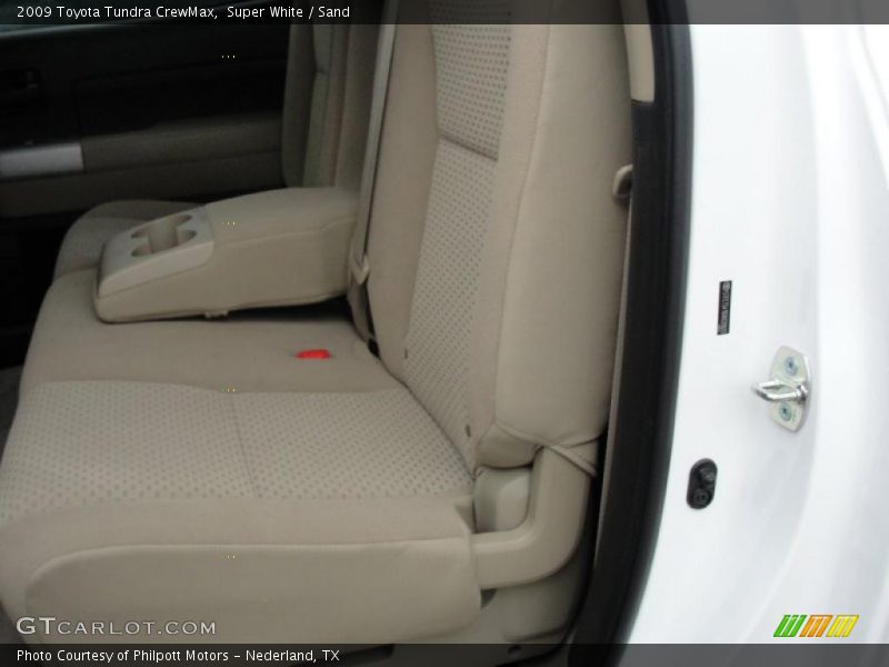 Super White / Sand 2009 Toyota Tundra CrewMax
