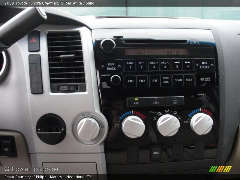 Super White / Sand 2009 Toyota Tundra CrewMax