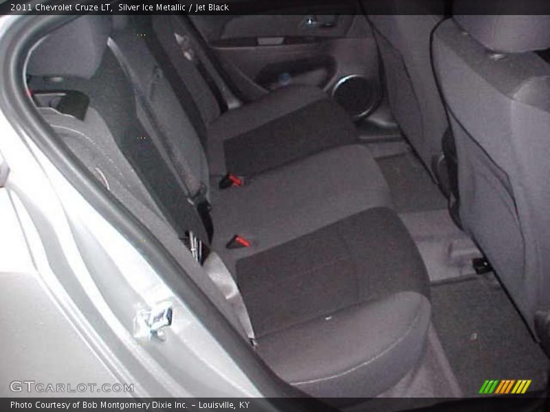 Silver Ice Metallic / Jet Black 2011 Chevrolet Cruze LT