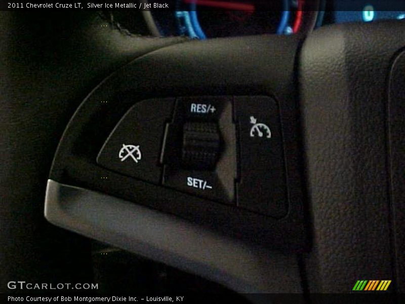 Silver Ice Metallic / Jet Black 2011 Chevrolet Cruze LT