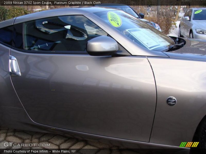 Platinum Graphite / Black Cloth 2009 Nissan 370Z Sport Coupe