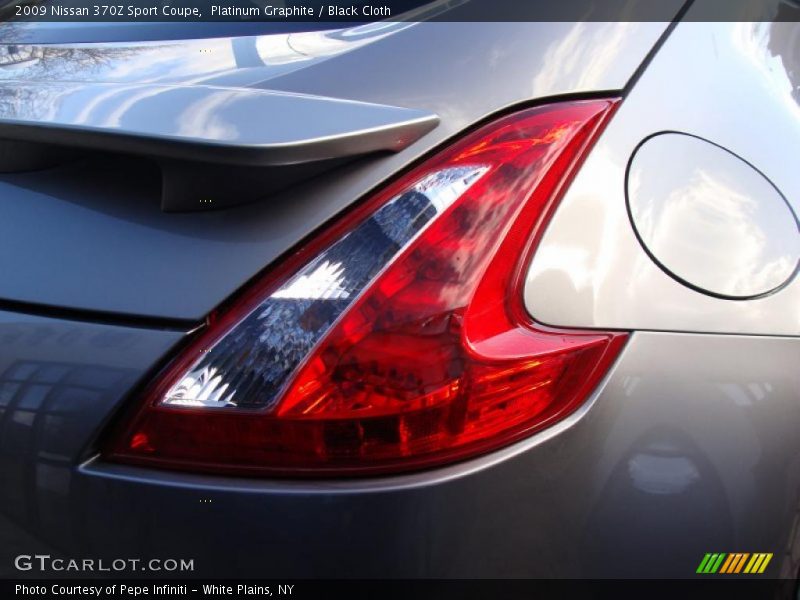Platinum Graphite / Black Cloth 2009 Nissan 370Z Sport Coupe