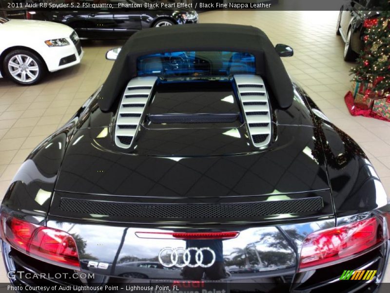 Phantom Black Pearl Effect / Black Fine Nappa Leather 2011 Audi R8 Spyder 5.2 FSI quattro