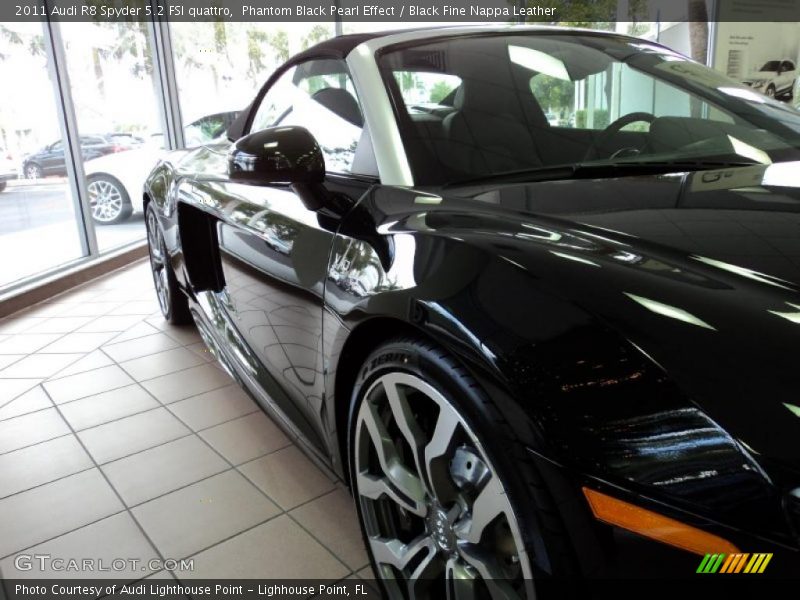 Phantom Black Pearl Effect / Black Fine Nappa Leather 2011 Audi R8 Spyder 5.2 FSI quattro