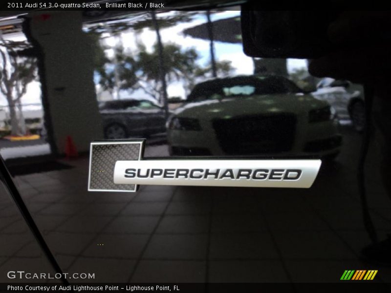  2011 S4 3.0 quattro Sedan Logo