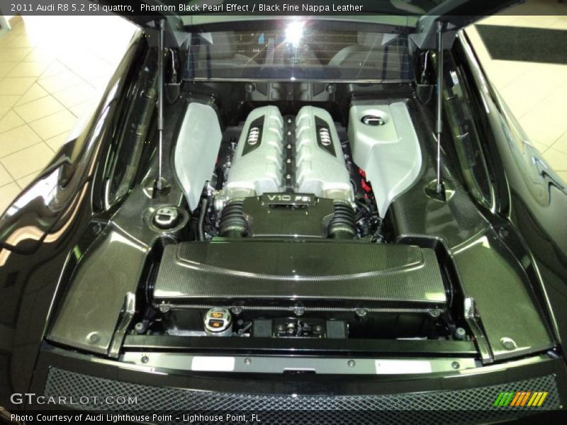  2011 R8 5.2 FSI quattro Engine - 5.2 Liter FSI DOHC 40-Valve VVT V10