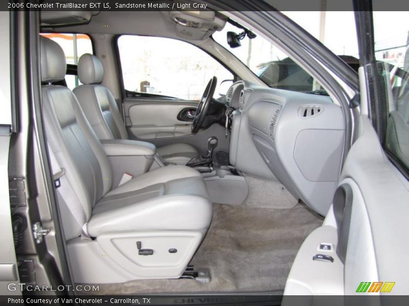 Sandstone Metallic / Light Gray 2006 Chevrolet TrailBlazer EXT LS