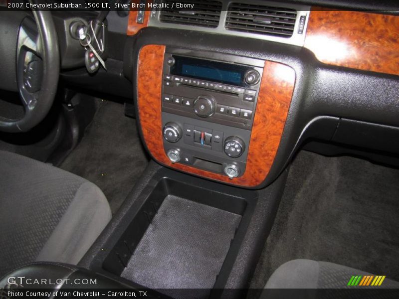 Silver Birch Metallic / Ebony 2007 Chevrolet Suburban 1500 LT