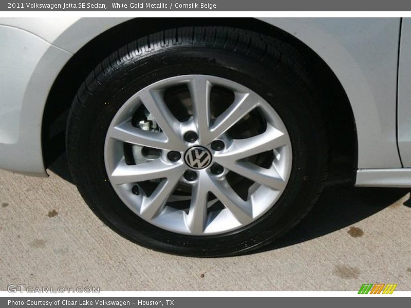 White Gold Metallic / Cornsilk Beige 2011 Volkswagen Jetta SE Sedan