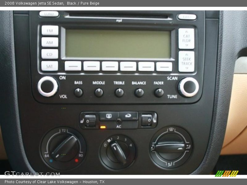 Black / Pure Beige 2008 Volkswagen Jetta SE Sedan