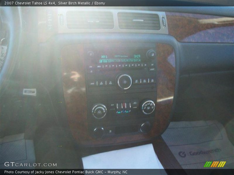 Silver Birch Metallic / Ebony 2007 Chevrolet Tahoe LS 4x4