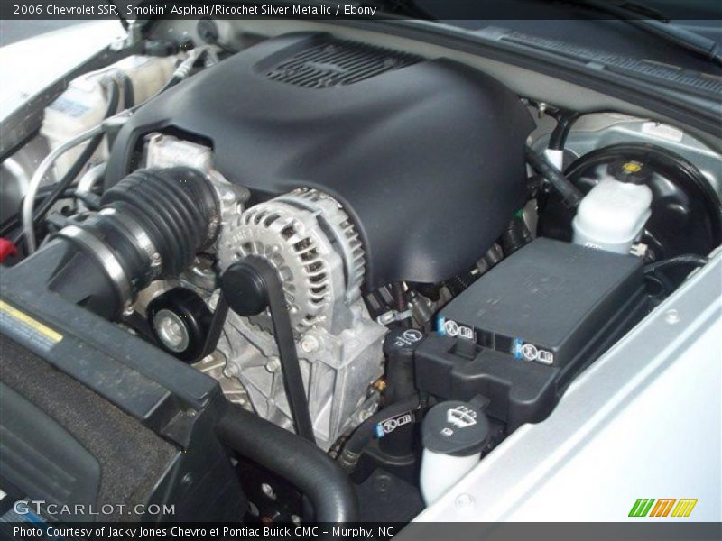  2006 SSR  Engine - 6.0 Liter OHV 16-Valve V8