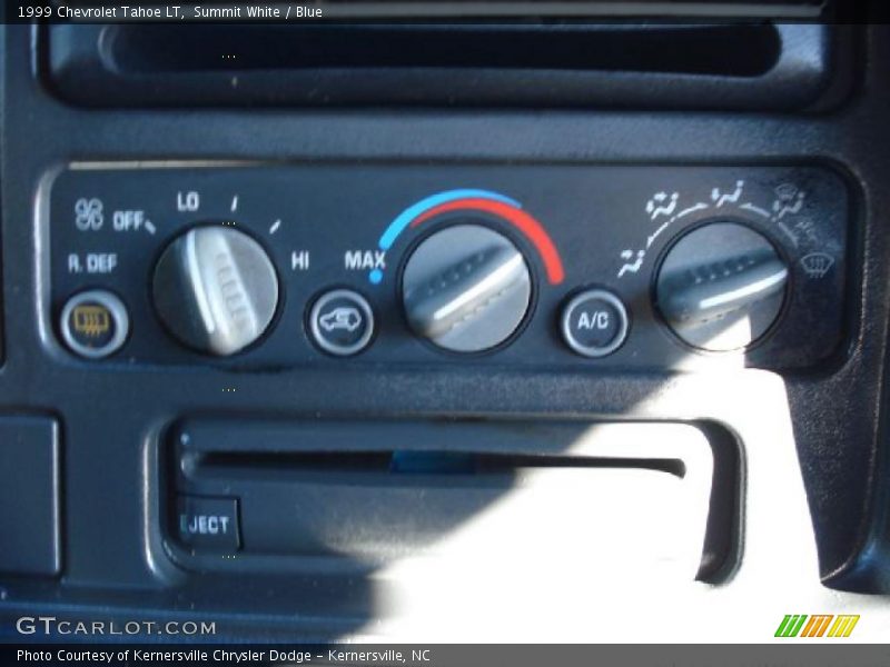 Summit White / Blue 1999 Chevrolet Tahoe LT