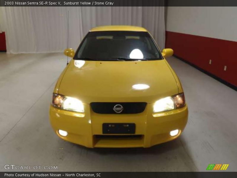 Sunburst Yellow / Stone Gray 2003 Nissan Sentra SE-R Spec V