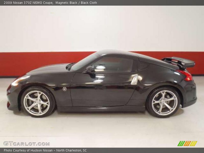 Magnetic Black / Black Cloth 2009 Nissan 370Z NISMO Coupe