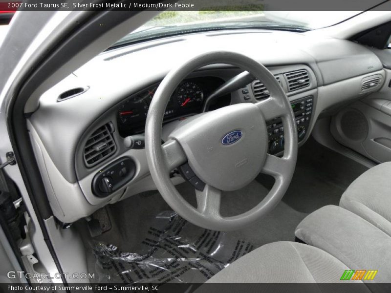 Silver Frost Metallic / Medium/Dark Pebble 2007 Ford Taurus SE