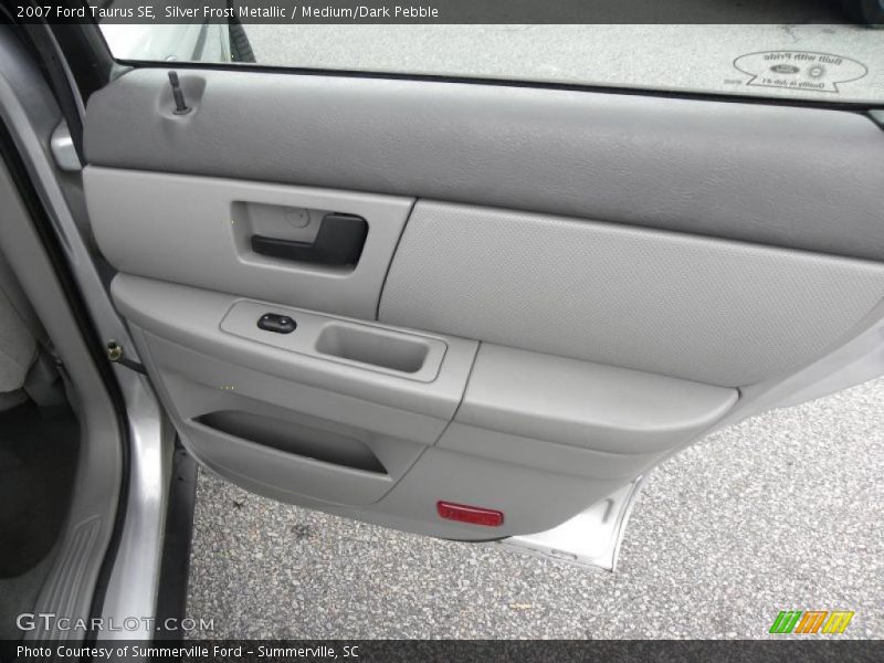 Silver Frost Metallic / Medium/Dark Pebble 2007 Ford Taurus SE