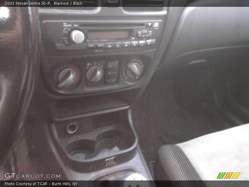 Blackout / Black 2003 Nissan Sentra SE-R