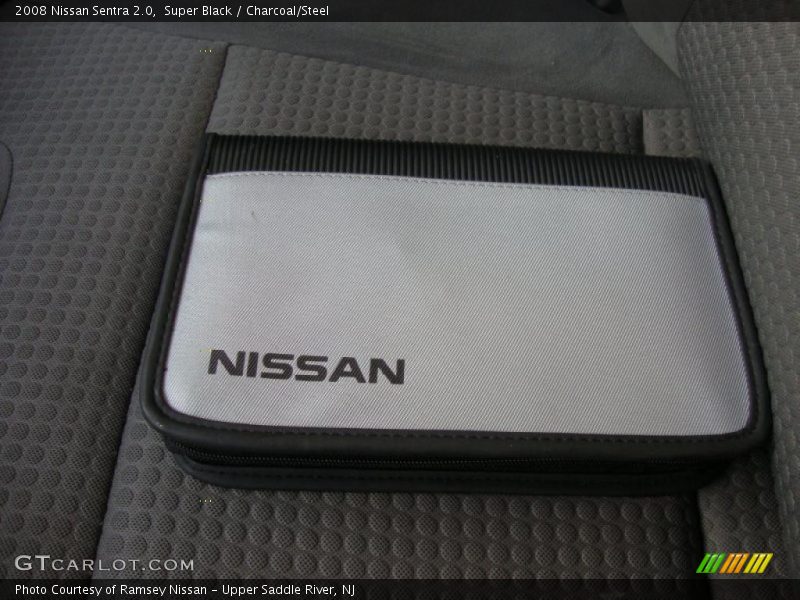 Super Black / Charcoal/Steel 2008 Nissan Sentra 2.0