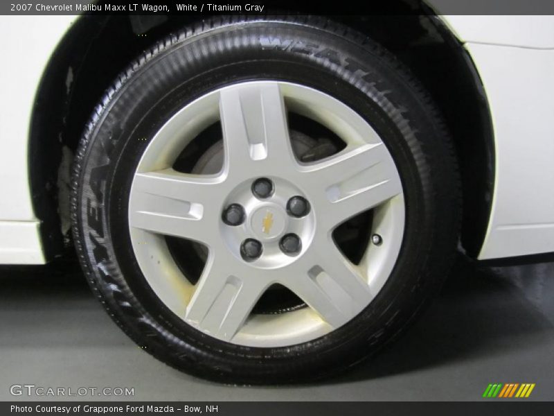 White / Titanium Gray 2007 Chevrolet Malibu Maxx LT Wagon