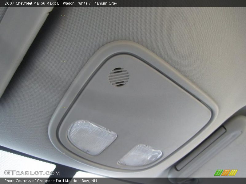 White / Titanium Gray 2007 Chevrolet Malibu Maxx LT Wagon