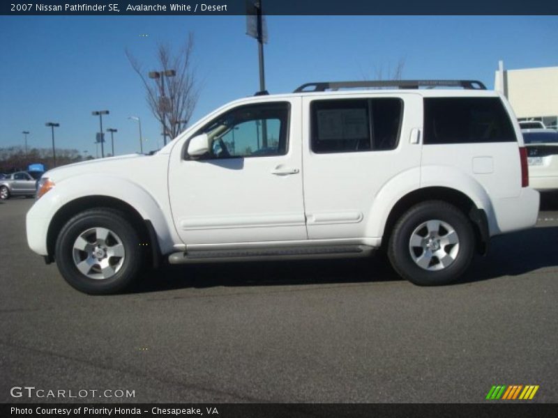 Avalanche White / Desert 2007 Nissan Pathfinder SE