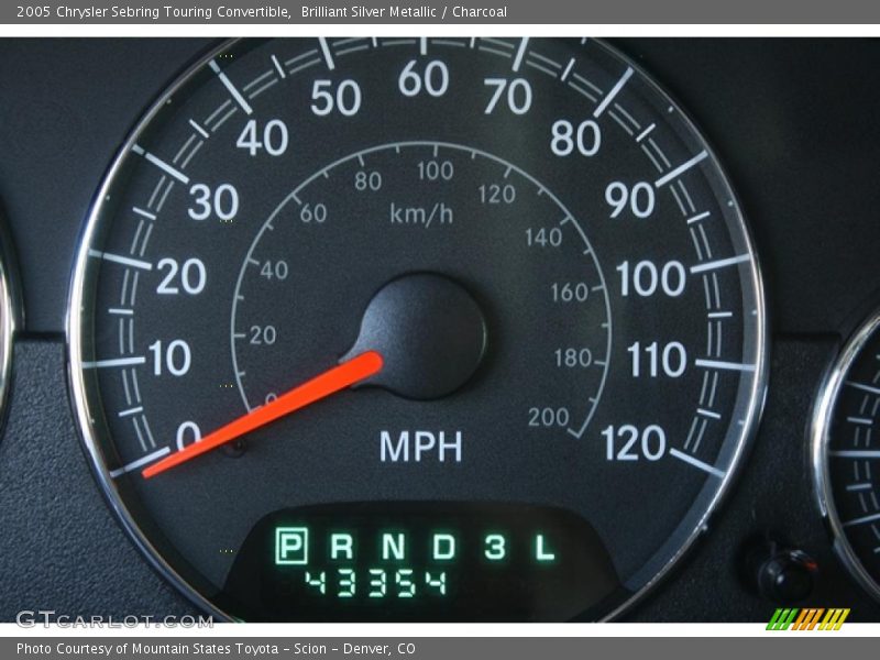 Brilliant Silver Metallic / Charcoal 2005 Chrysler Sebring Touring Convertible