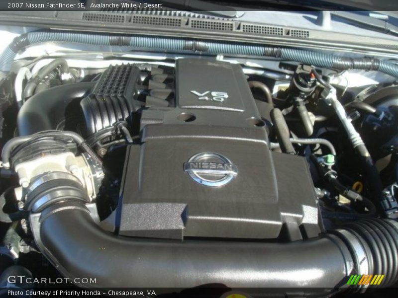 Avalanche White / Desert 2007 Nissan Pathfinder SE