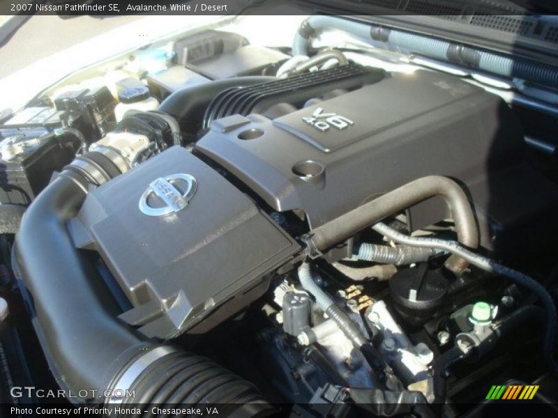 Avalanche White / Desert 2007 Nissan Pathfinder SE