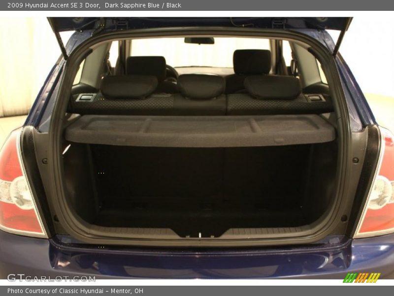 Dark Sapphire Blue / Black 2009 Hyundai Accent SE 3 Door