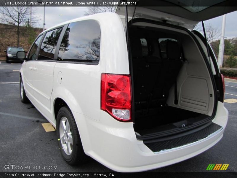 Stone White / Black/Light Graystone 2011 Dodge Grand Caravan Mainstreet