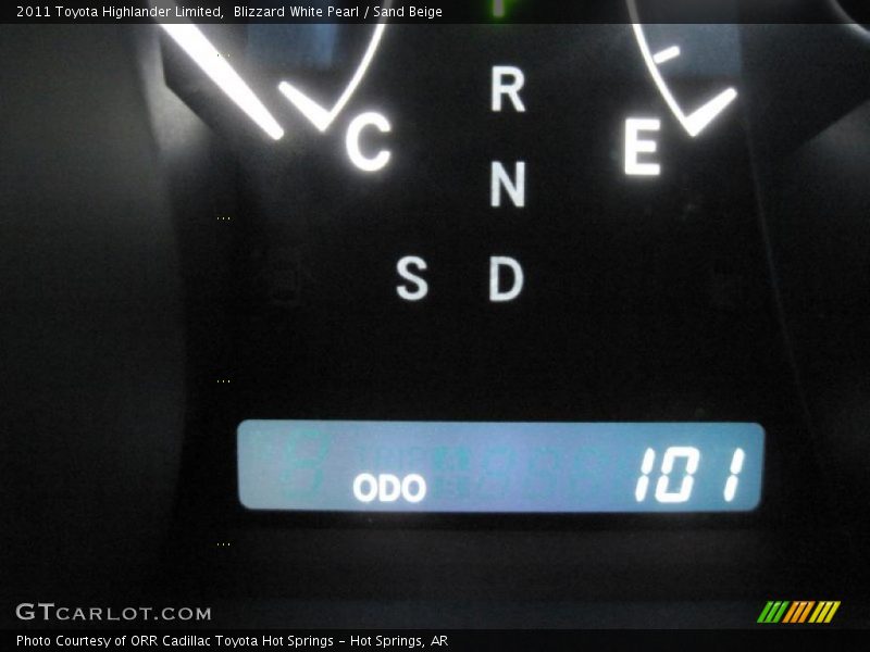 Blizzard White Pearl / Sand Beige 2011 Toyota Highlander Limited