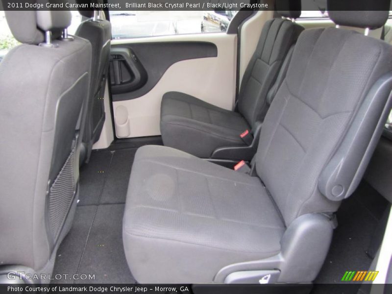 Brilliant Black Crystal Pearl / Black/Light Graystone 2011 Dodge Grand Caravan Mainstreet