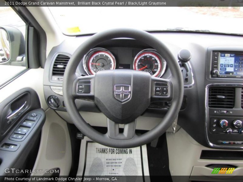 Brilliant Black Crystal Pearl / Black/Light Graystone 2011 Dodge Grand Caravan Mainstreet