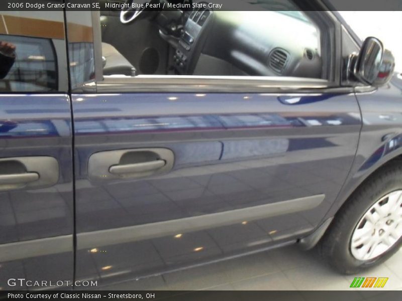 Midnight Blue Pearl / Medium Slate Gray 2006 Dodge Grand Caravan SE